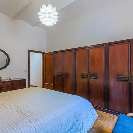 Apartamento Torre Degli Amidei By Interhome
